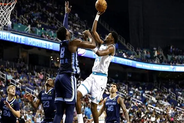 在怀特闪耀, 球员怀特的 在怀特闪耀, 球员怀特的