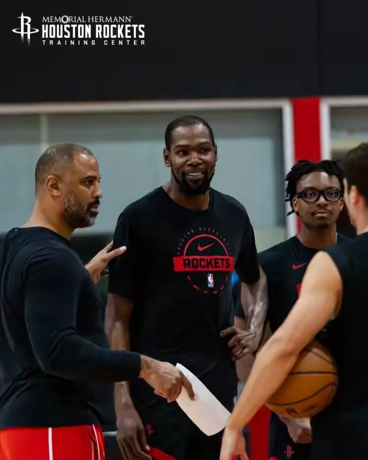 这支火箭队, 杜兰特仍然, 平衡杜兰特